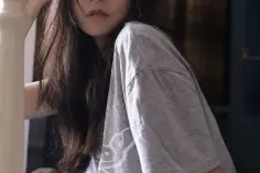明星八卦！夜色甜蜜约会甜蜜瞬间定格《关注小玉妹每天聊八卦